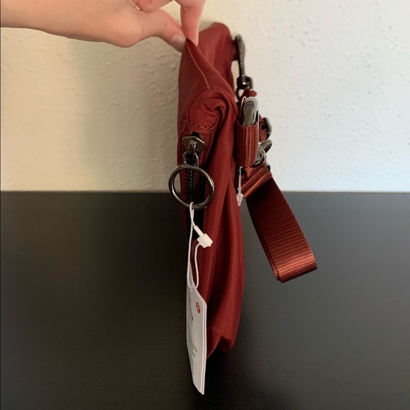 lululemon All Night Festival Bag *5L Date Brown New NWT - Picture 2 of 16